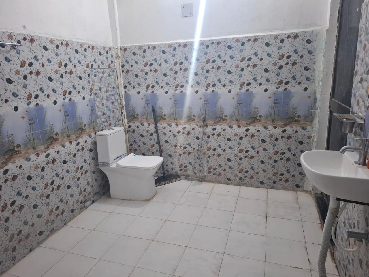 Hotel Sgh Subhadra Guest House Ayodhya Exteriör bild
