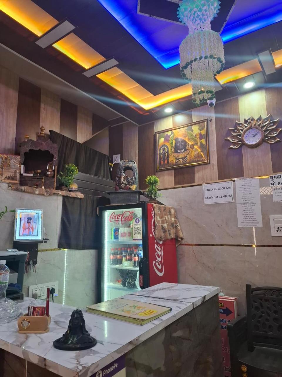 Hotel Sgh Subhadra Guest House Ayodhya Exteriör bild